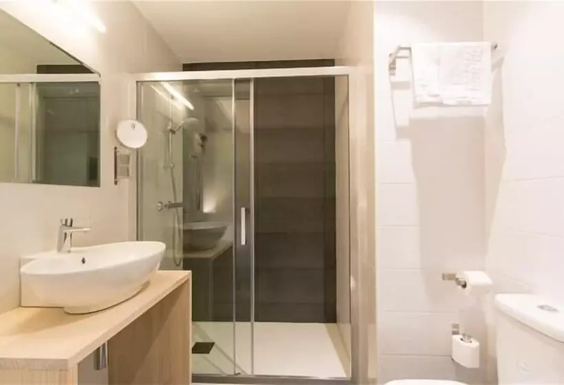 فندق فئة نجمة واحدة Bilbao City Rooms