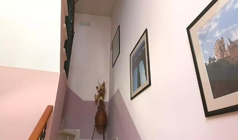 مسافرخانه Hospedaje Bar El Gato Del Acueducto