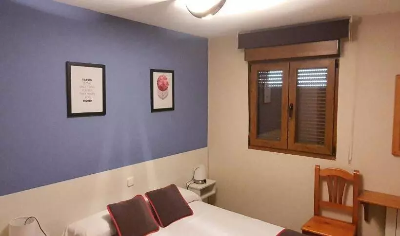 مسافرخانه Hospedaje Bar El Gato Del Acueducto