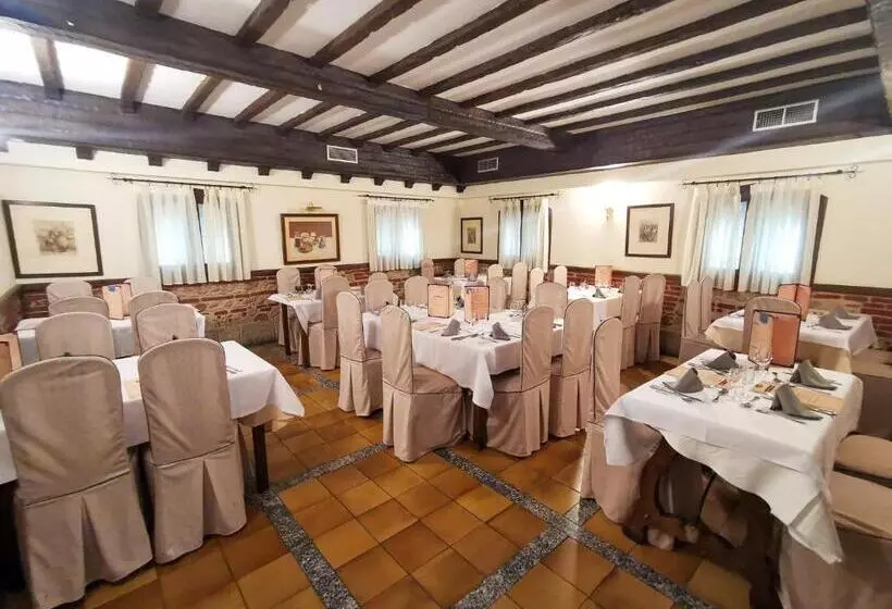 مسافرخانه Hospedaje Bar El Gato Del Acueducto