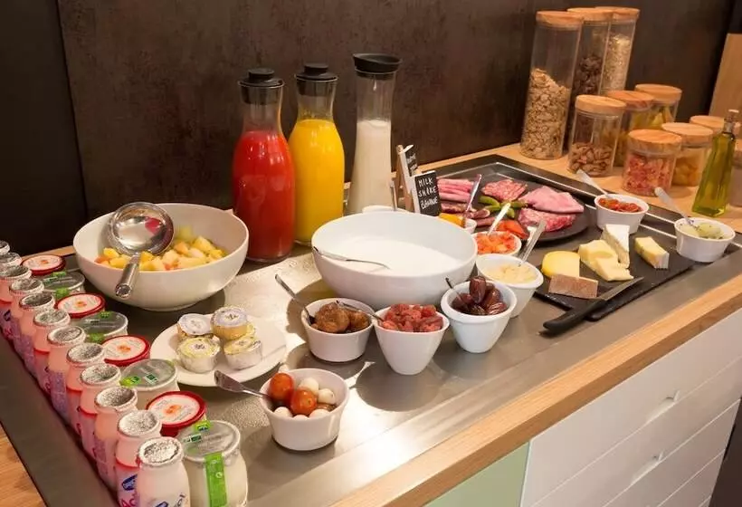 Hotel Hôtel Crayon Rouge