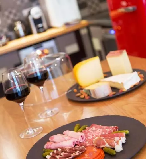 Hotel Hôtel Crayon Rouge