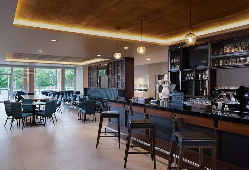 Szálloda Four Points By Sheraton