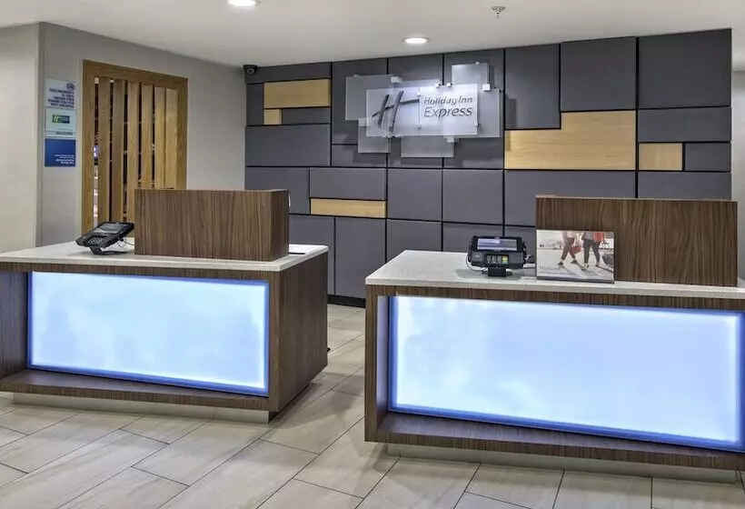 호텔 Holiday Inn Express & Suites Crossville, An Ihg