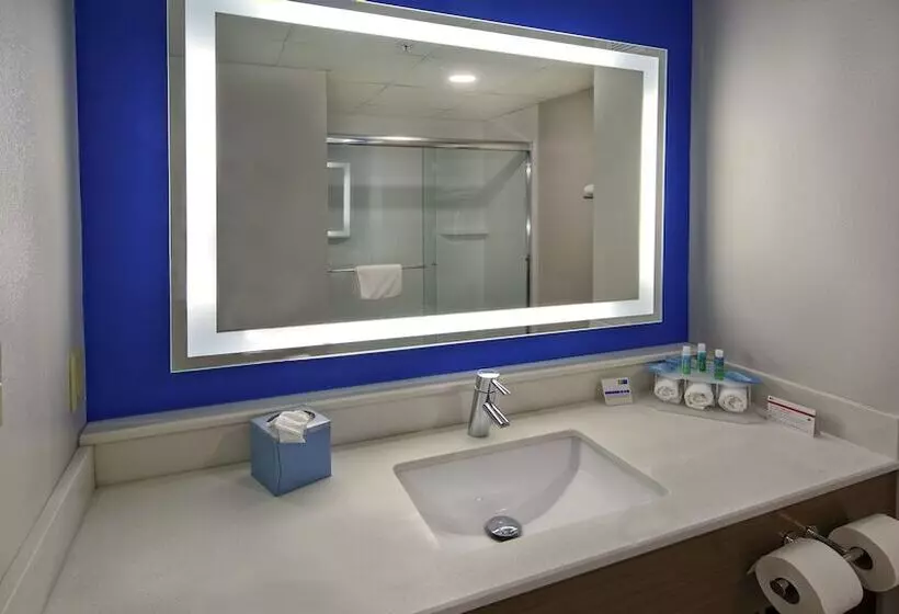 호텔 Holiday Inn Express & Suites Crossville, An Ihg