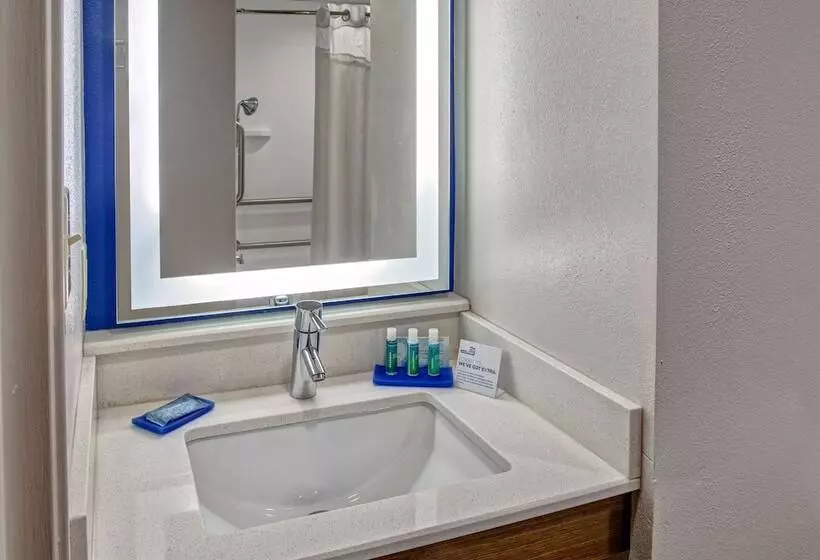 호텔 Holiday Inn Express & Suites Crossville, An Ihg