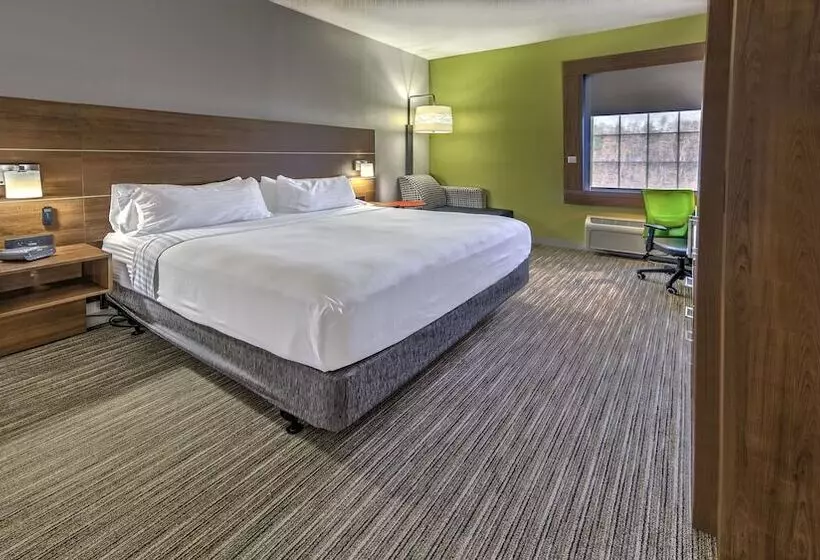 호텔 Holiday Inn Express & Suites Crossville, An Ihg