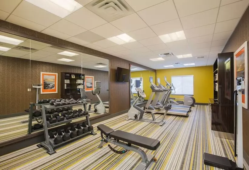 ホテル Holiday Inn Express & Suites Eureka, An Ihg