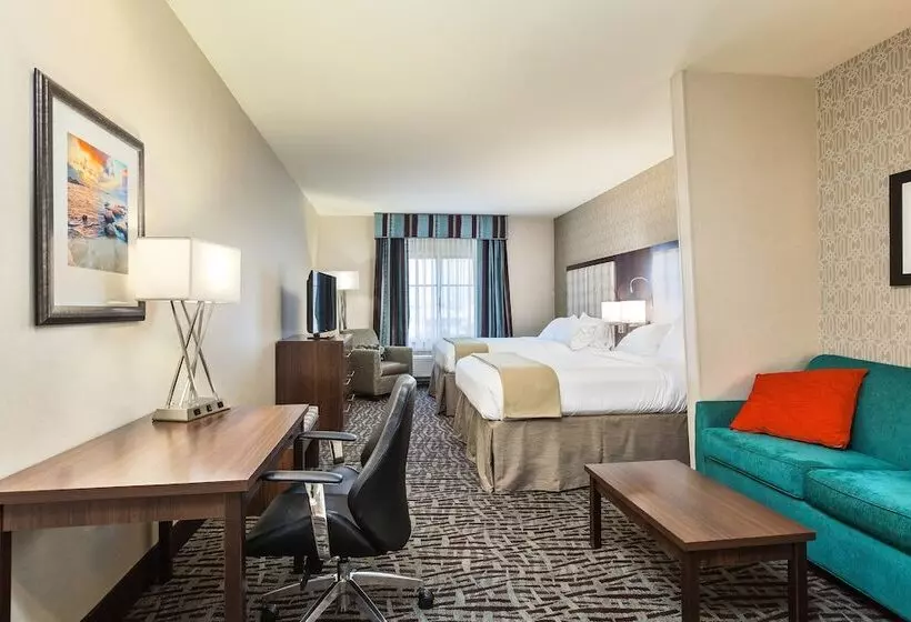 ホテル Holiday Inn Express & Suites Eureka, An Ihg