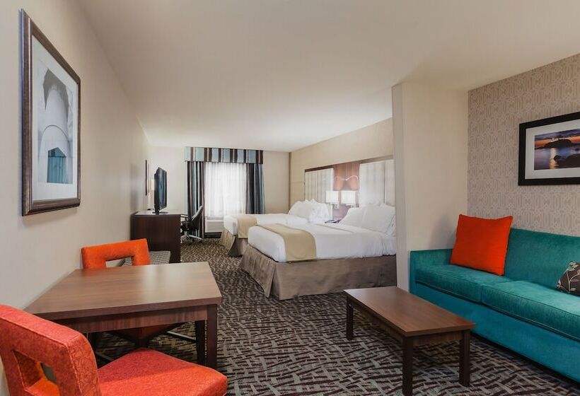 Отель Holiday Inn Express & Suites Eureka, An Ihg