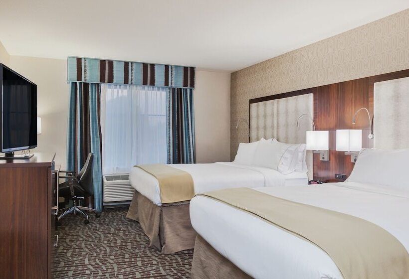 Отель Holiday Inn Express & Suites Eureka, An Ihg