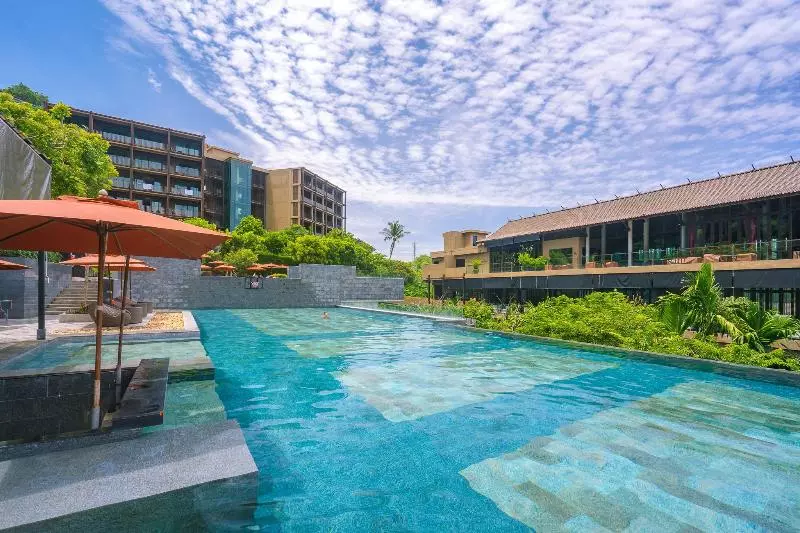 호텔 Sunsuri Phuket Sha Plus