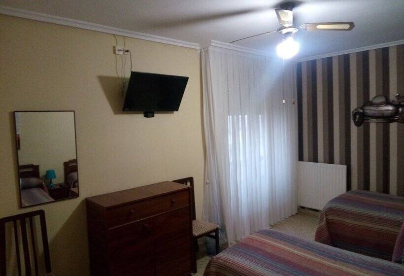 پانسیون Cinco Villas