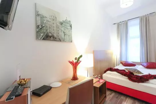 Queens Apartments