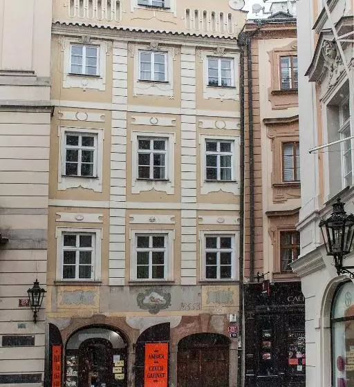 Zlaty kun Golden Horse