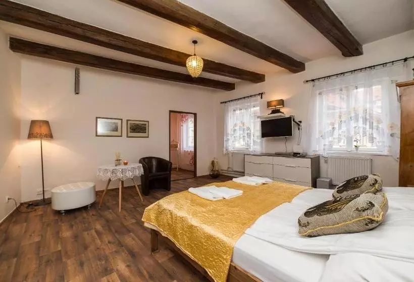 Zlaty kun Golden Horse