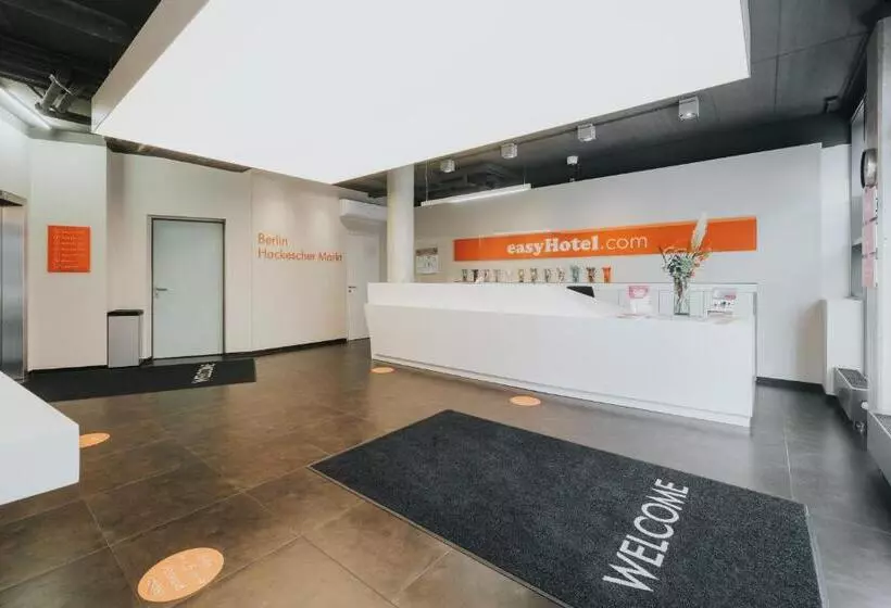 Easyhotel Berlin Hackescher Markt