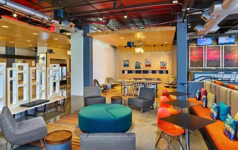 בית מלון כפרי Aloft Houston By The Galleria