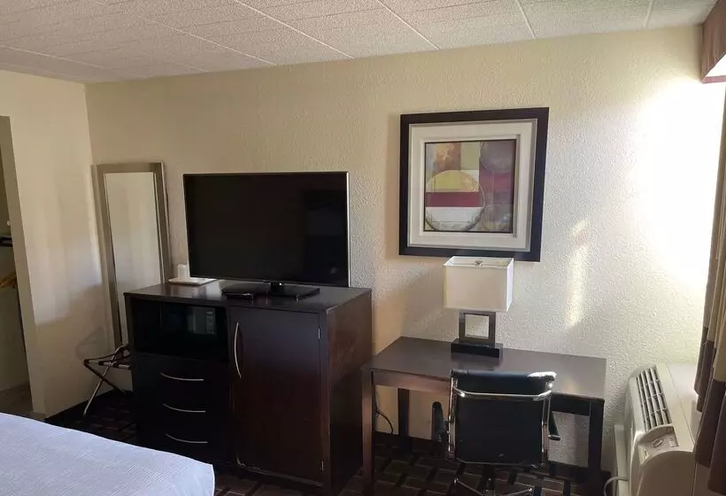 בית מלון כפרי Baymont By Wyndham Scranton Dunmore