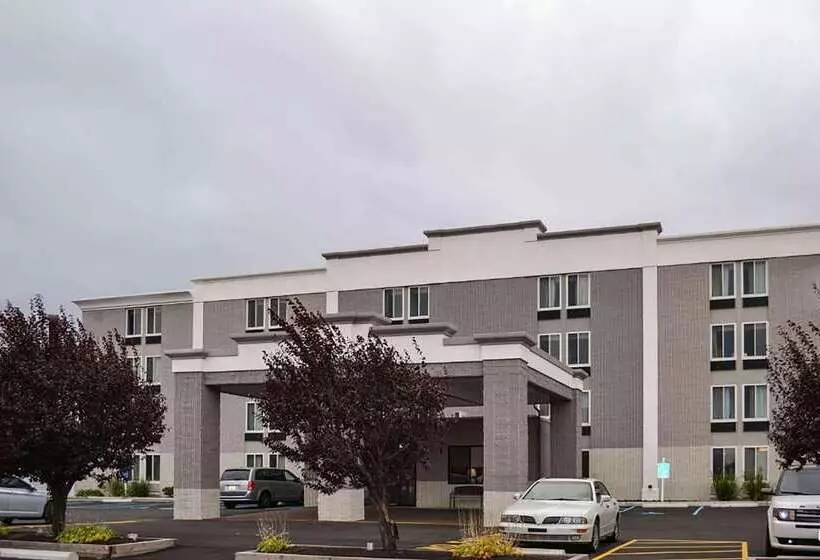 בית מלון כפרי Baymont By Wyndham Scranton Dunmore