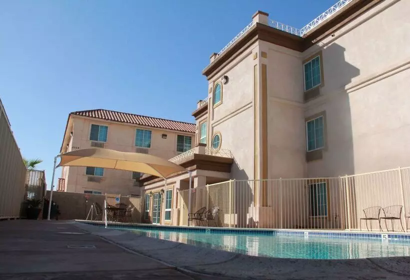 ホテル Best Western El Centro Inn