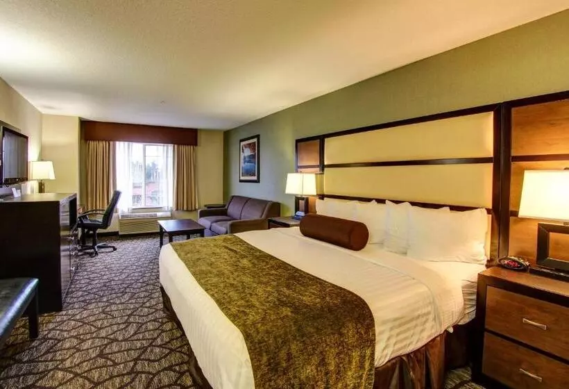 Отель Best Western Plus Vancouver Mall Drive