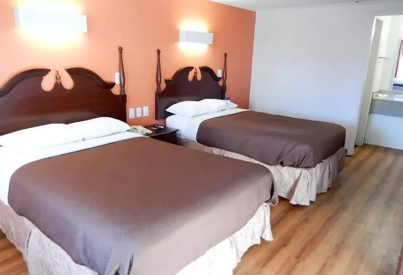 Отель Budget Inn Columbus West