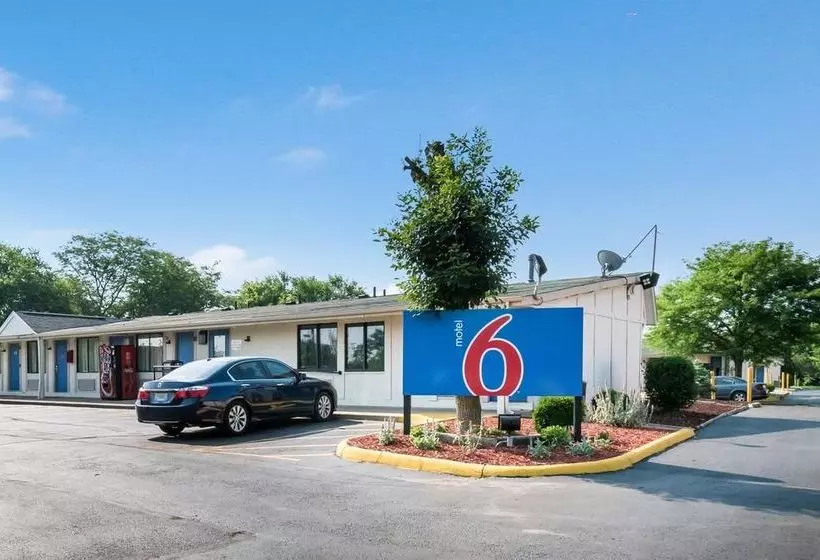 Отель Budget Inn Columbus West