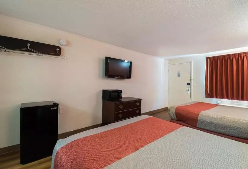 Отель Budget Inn Columbus West