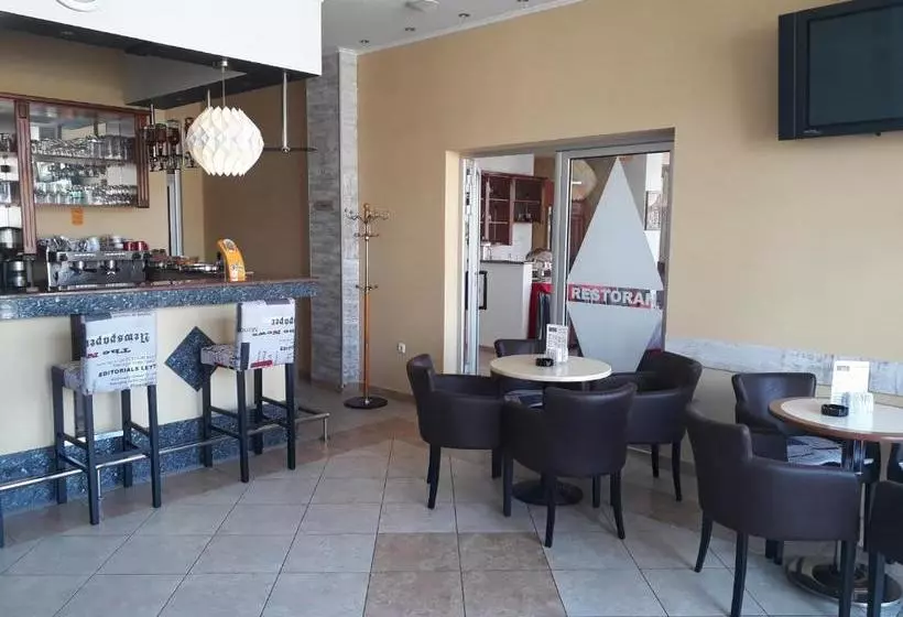 هتل Cetojevic