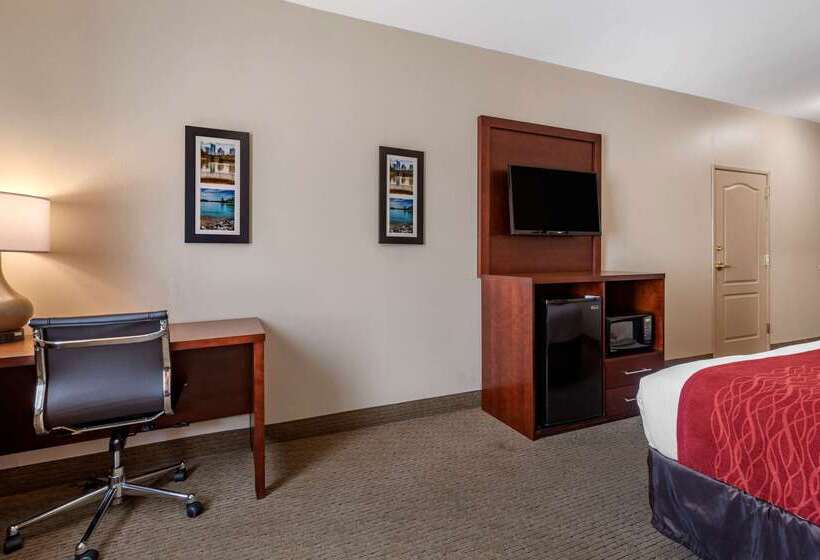 בית מלון כפרי Comfort Inn & Suites