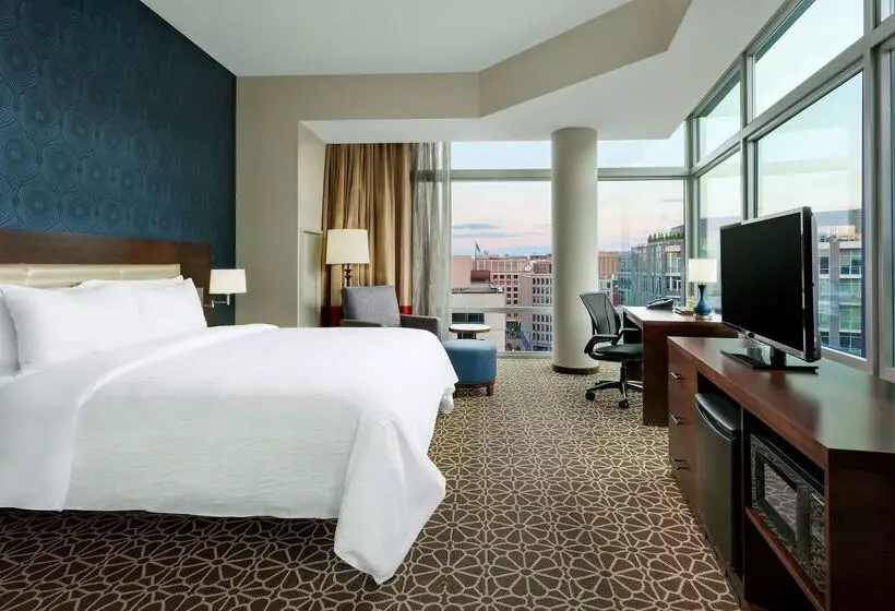 Отель Hilton Garden Inn Washington Dc/georgetown Area
