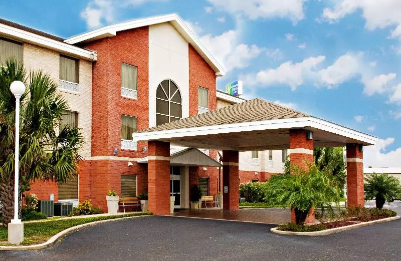 Holiday Inn Express Hotel And Suites Weslaco, An Ihg