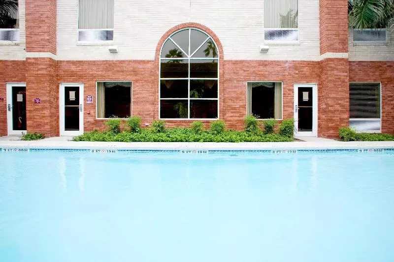 Holiday Inn Express Hotel And Suites Weslaco, An Ihg