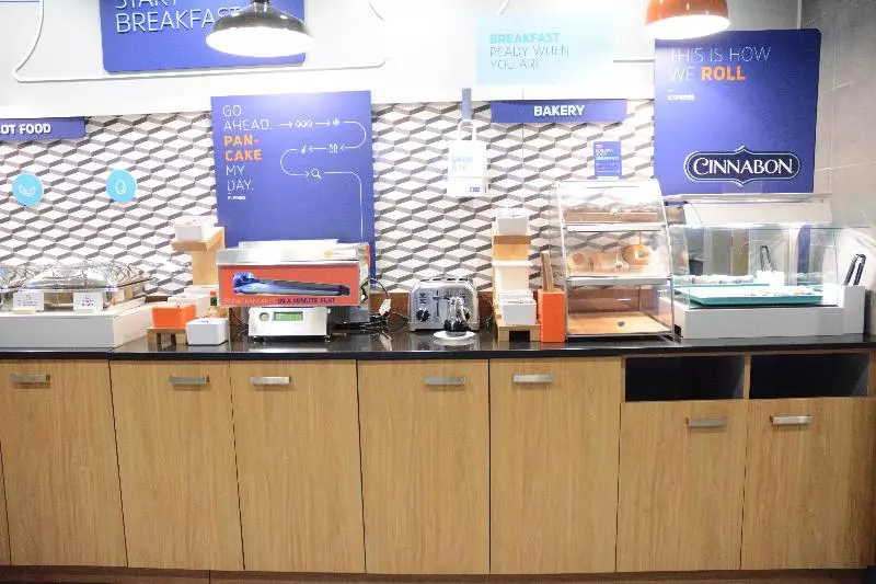 酒店 Holiday Inn Express Stamford, An Ihg