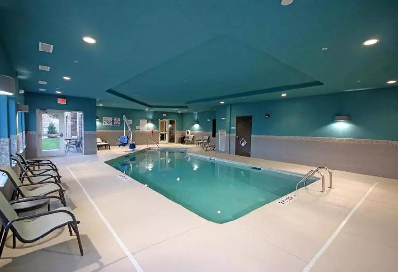 ホテル Holiday Inn Express & Suites Charlotte North, An Ihg