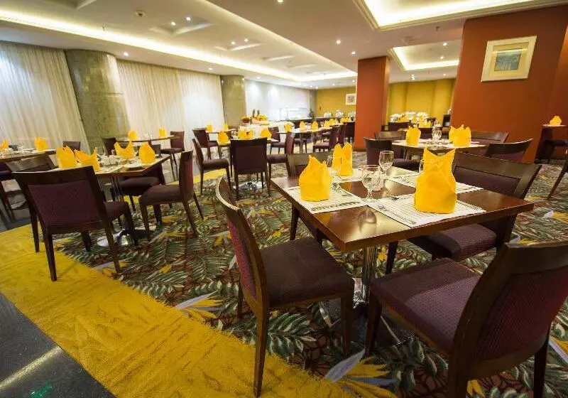 ホテル Mercure Jeddah Al Hamra Salsabil