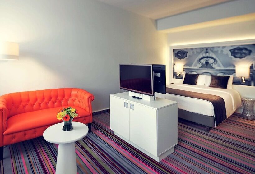 Отель Mercure Moscow Baumanskaya