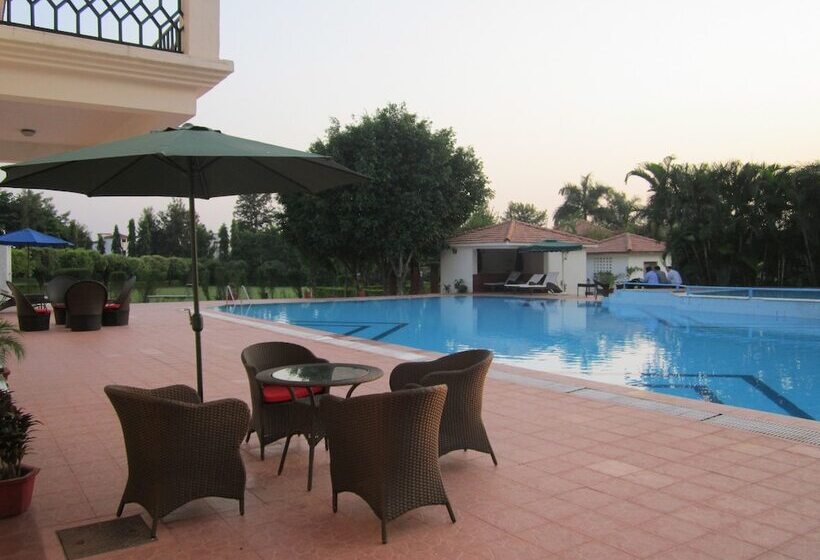 فندق Naturoville Ayurvedic And Yoga Retreat By Opensky