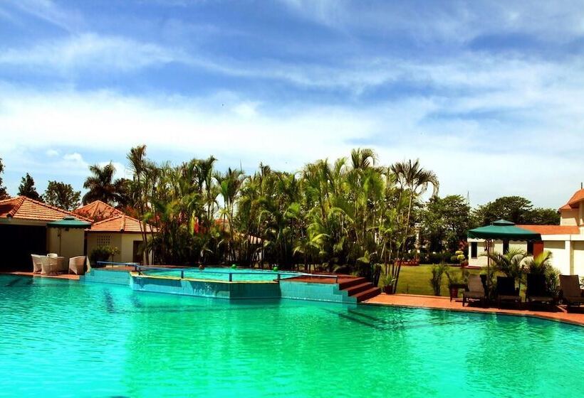 فندق Naturoville Ayurvedic And Yoga Retreat By Opensky