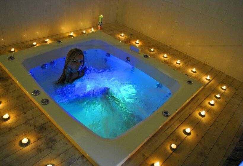 فندق Naturoville Ayurvedic And Yoga Retreat By Opensky