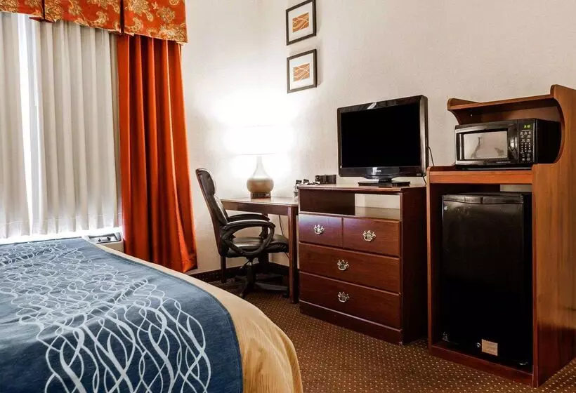 Отель Quality Inn