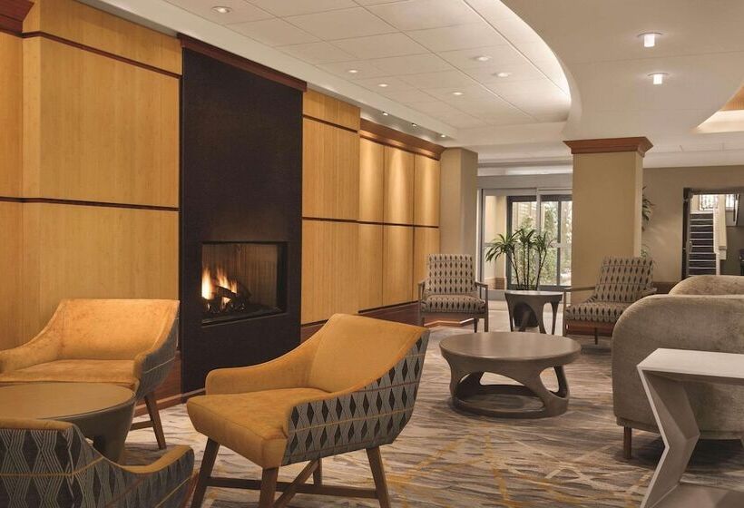 Radisson Hotel Providence Airport