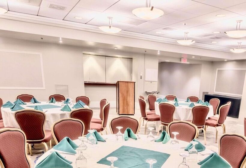 Radisson Hotel Providence Airport