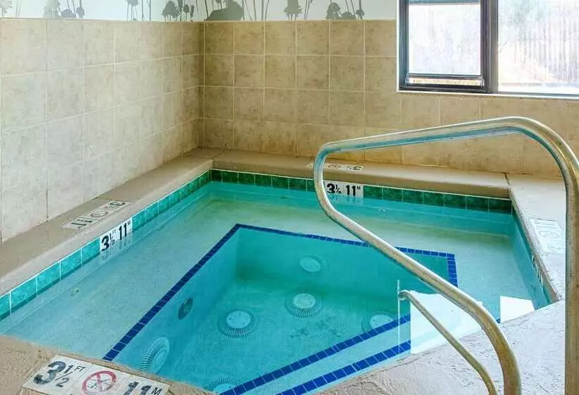 酒店 Sleep Inn & Suites