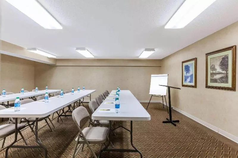 Мотель Super 8 By Wyndham Jacksonville Ar