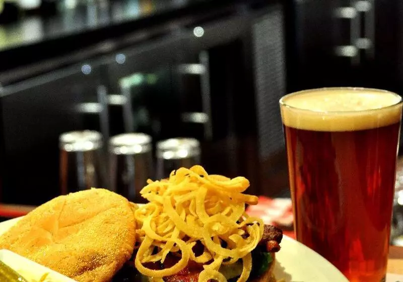 Radisson Hotel Providence Airport