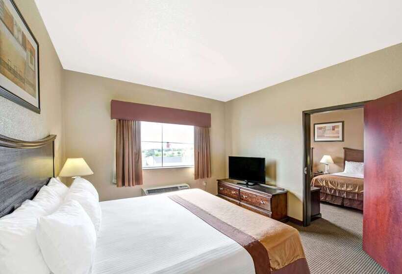 בית מלון כפרי Baymont By Wyndham Decatur