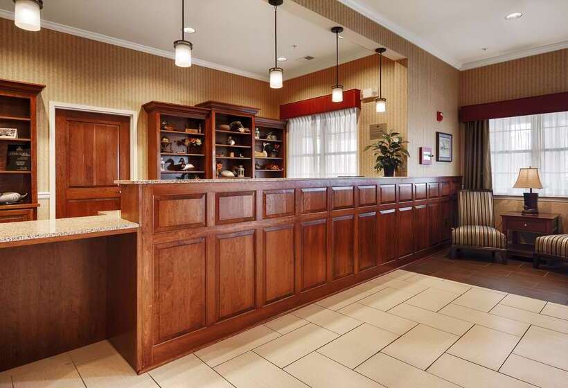 ホテル Best Western Plus Easton Inn & Suites