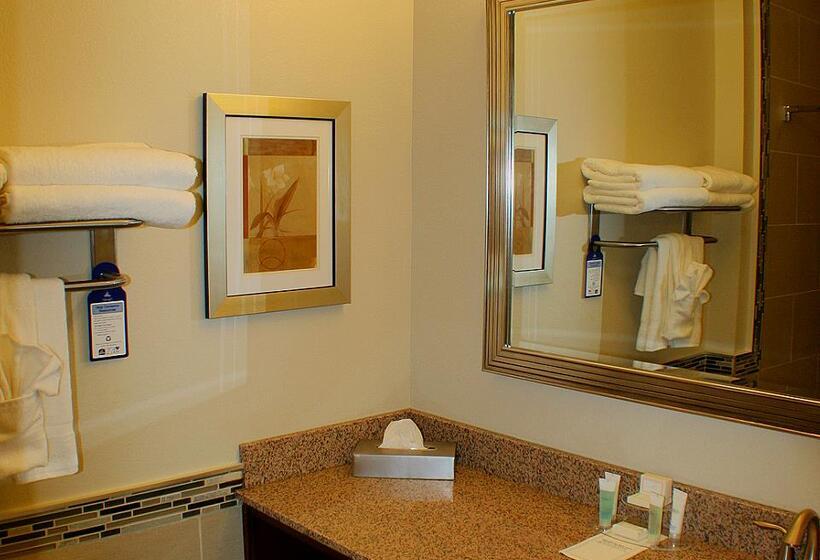 ホテル Best Western Plus Easton Inn & Suites